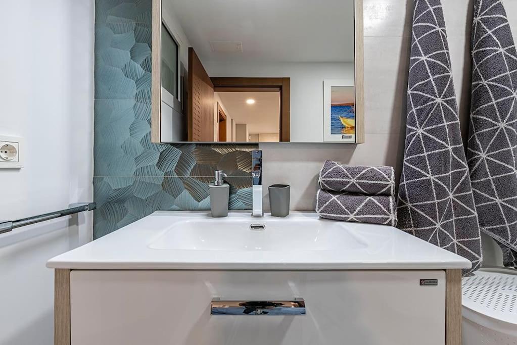 Appartamento Luxury Casa Con Piscina, Wifi, 150M Dal Mare Miami Playa Esterno foto